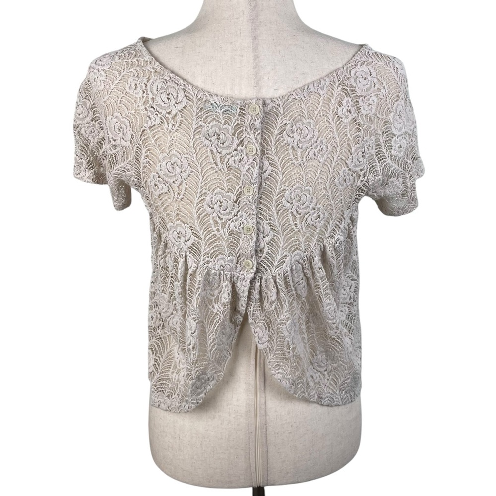Kimchi Blue Floral Crochet Lace Button Back Short Sleeve Crop Top Boho Medium - Picture 2 of 9